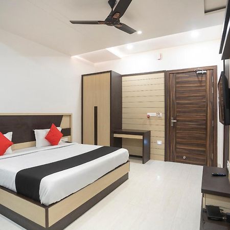Capital O 69415 Green View Resort Alīgarh Extérieur photo