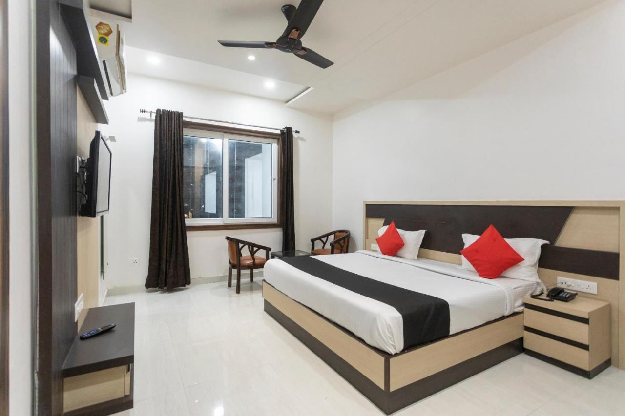 Capital O 69415 Green View Resort Alīgarh Extérieur photo