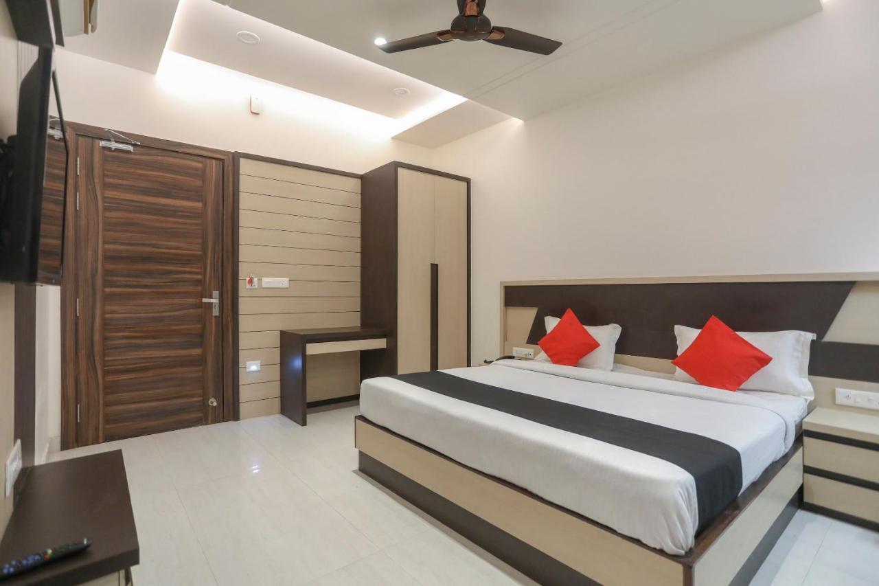 Capital O 69415 Green View Resort Alīgarh Extérieur photo