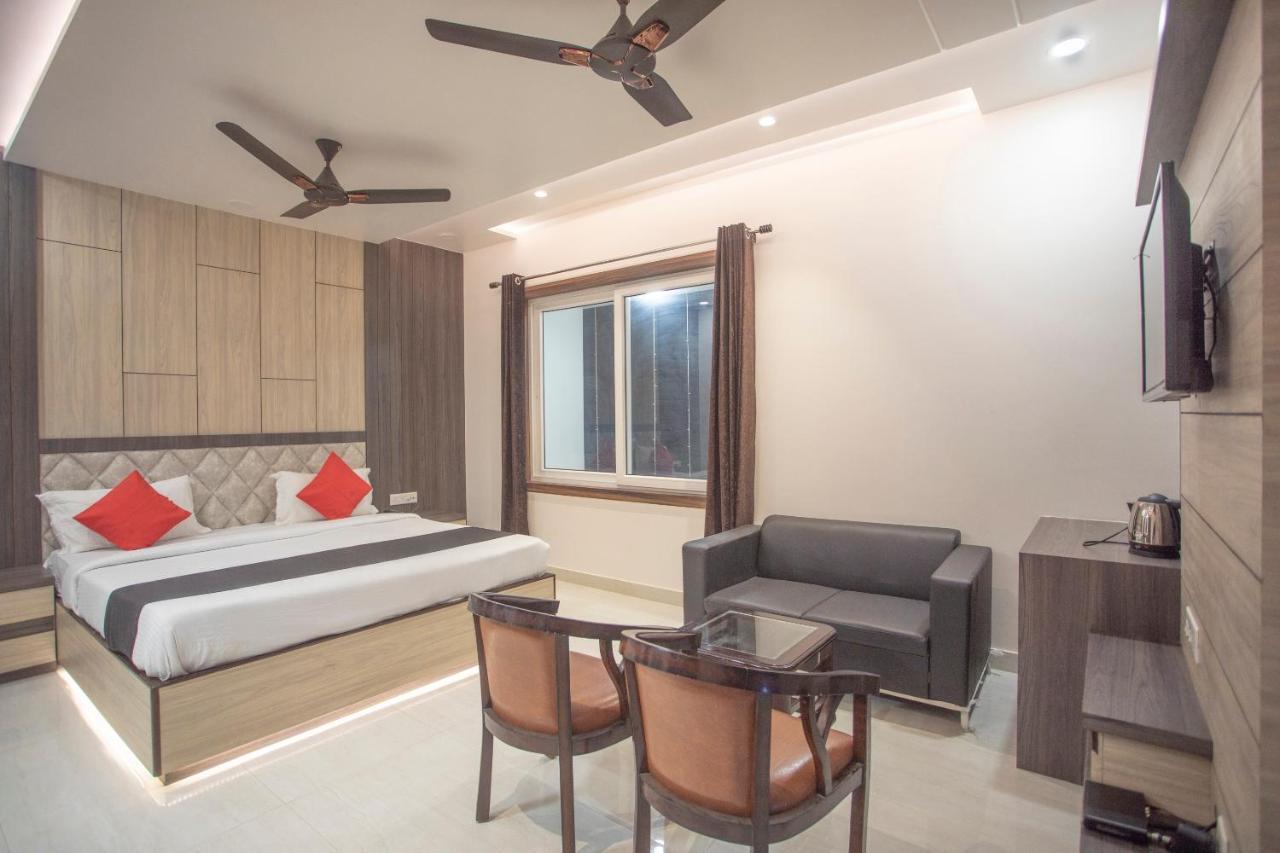 Capital O 69415 Green View Resort Alīgarh Extérieur photo
