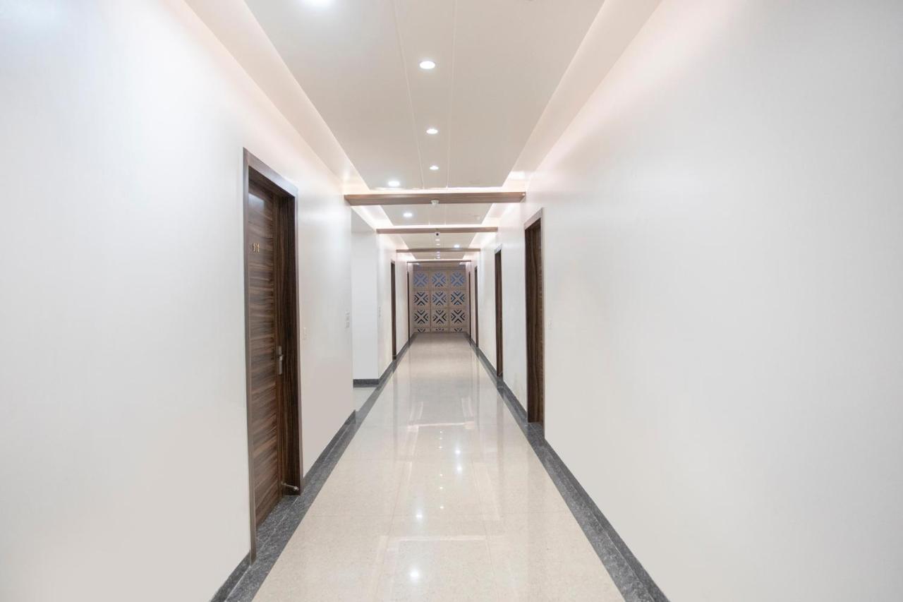Capital O 69415 Green View Resort Alīgarh Extérieur photo